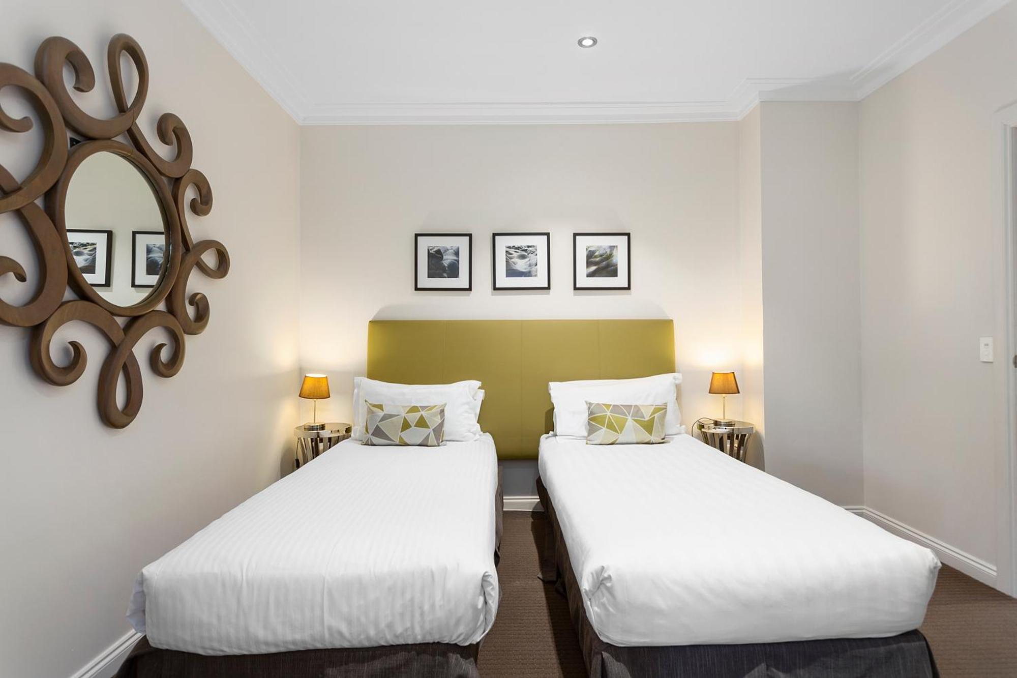 Clarion Suites Gateway Melbourne Phòng bức ảnh